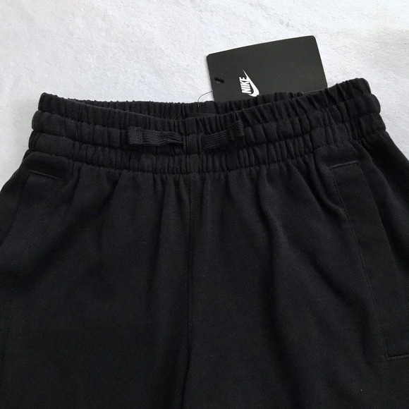 Nike NWT Black Performance Sweat Shorts Boys S - Picture 3 of 10
